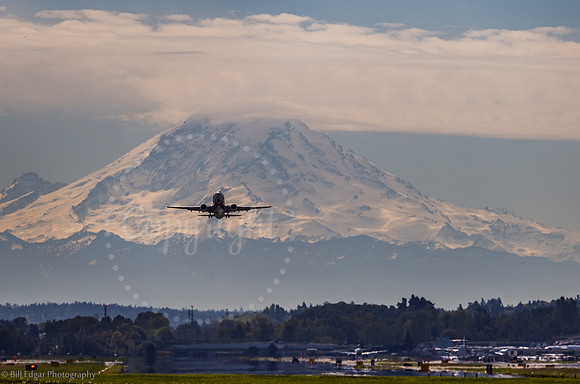 Aeroflot 737 Boeing Field Seattle Mt Rainier